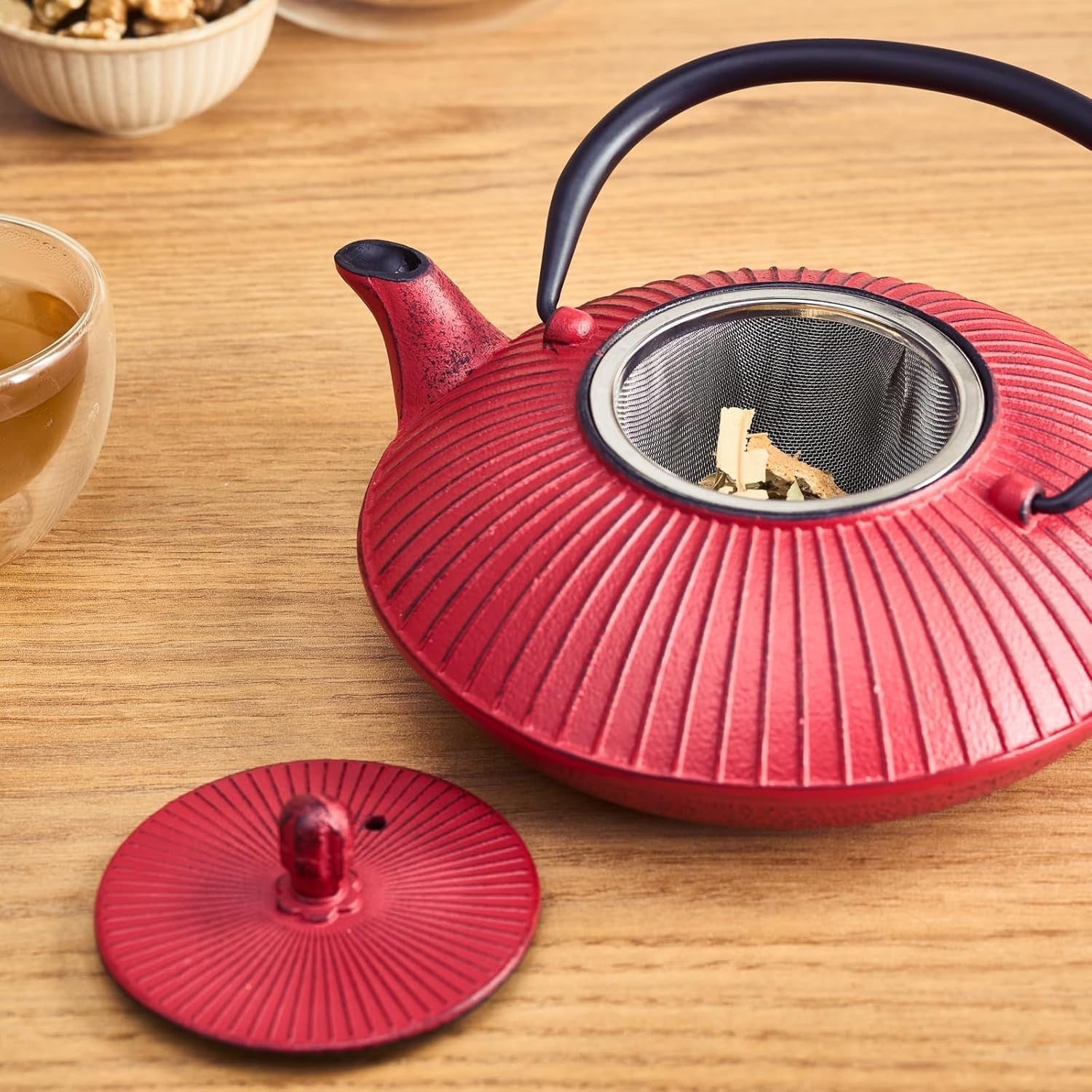 Cast Iron Teapot 800ml Tea Pot with Infuser Japanese Style Red Black