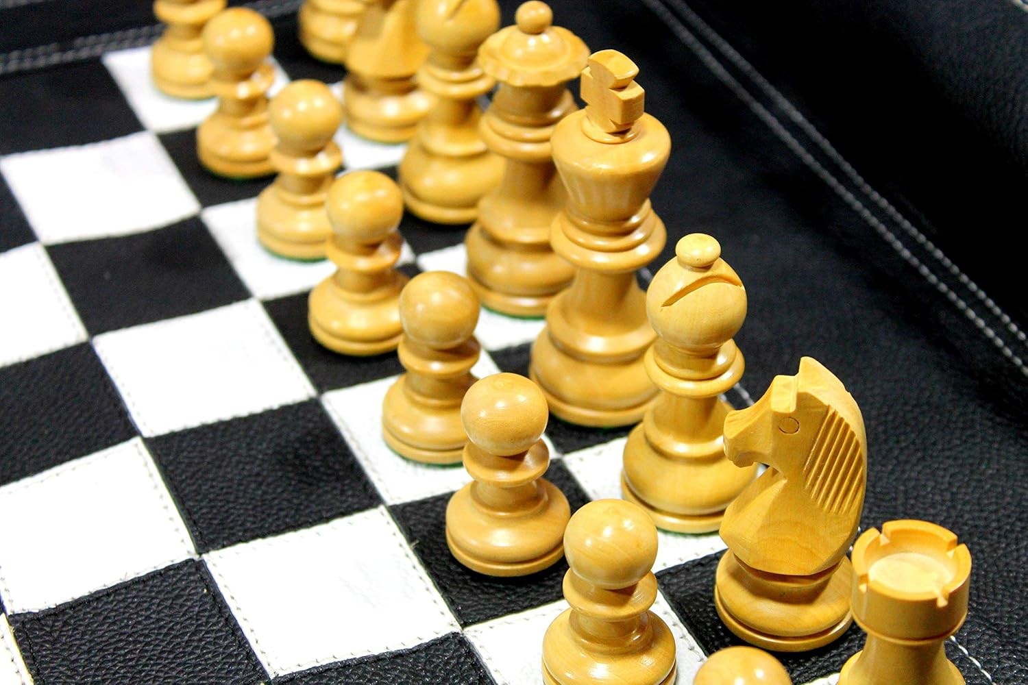 Luxury Roll-Up Leather Chess Set 19"×15" Portable Board With Wooden Pieces