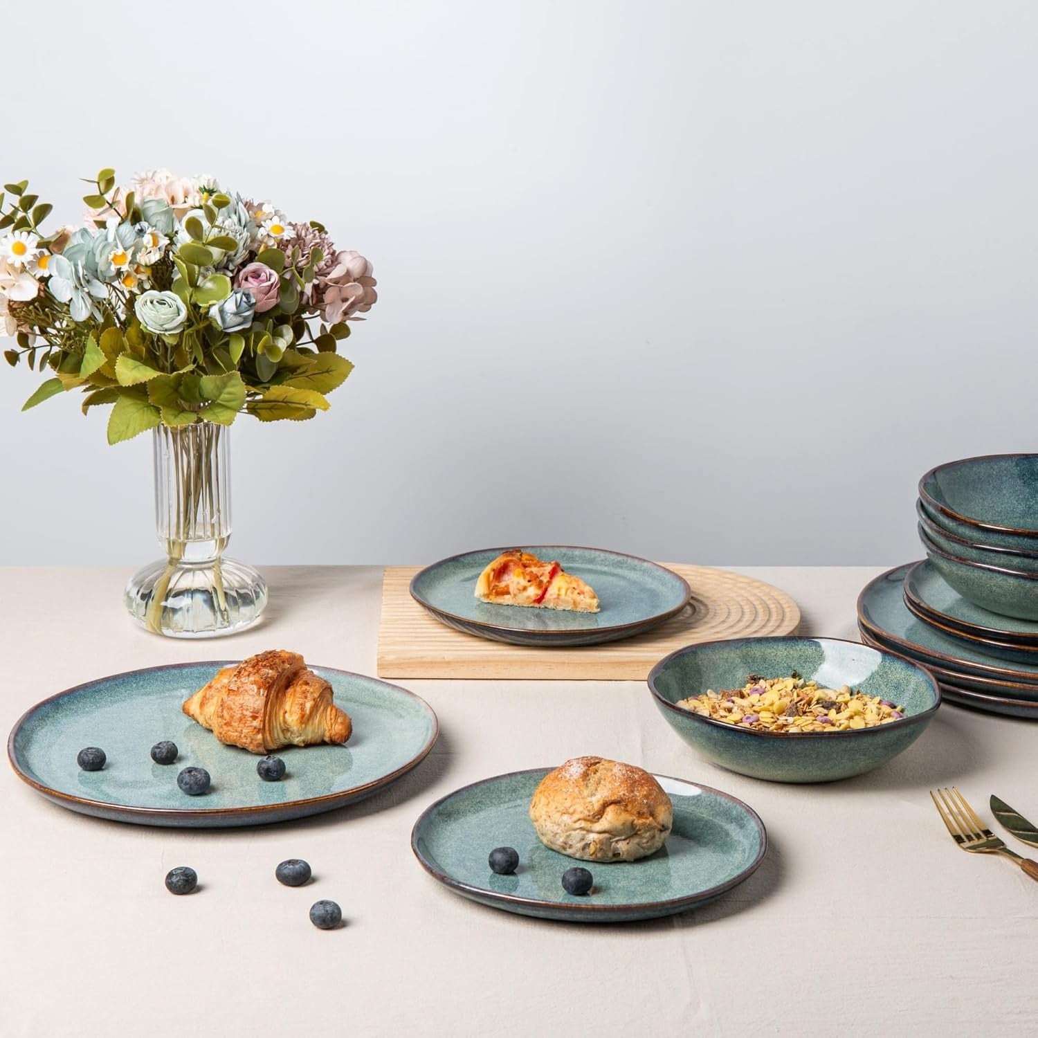 18pc Stoneware Dinnerware Set Reactive Blue Plates Bowls Dishwasher Safe