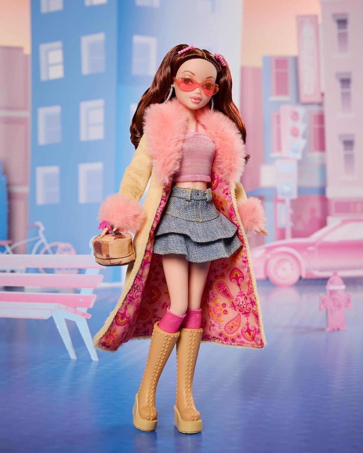 Y2K Collector Fashion Doll Butterfly Top Cargo Jeans Stand