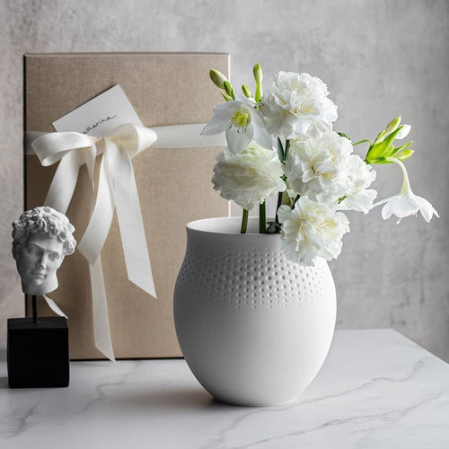 White Porcelain Vase Modern Minimalist Flower Table Decor 17.5cm