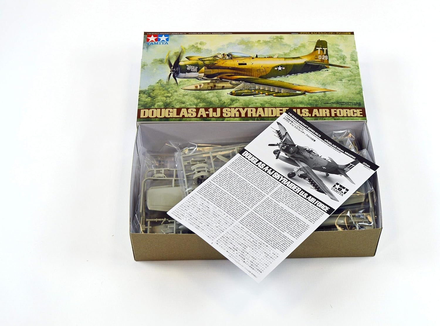 WWII Douglas A-1J Skyrider 1:48 Scale Plastic Model Kit Military Aircraft