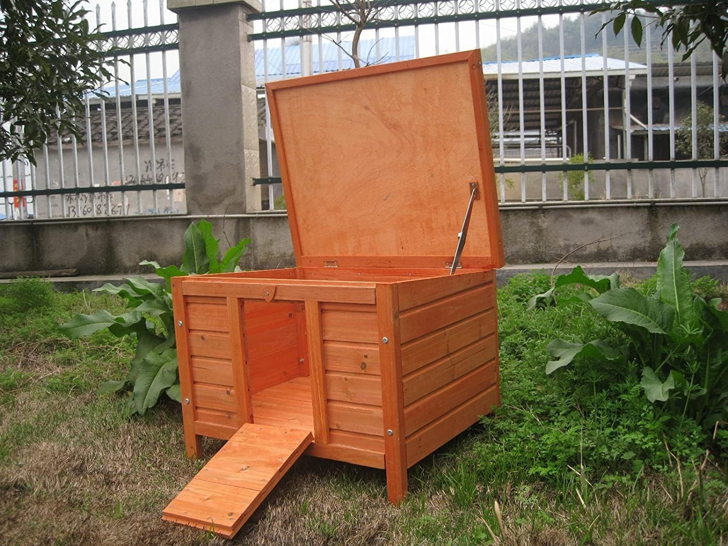 Extra Large Rabbit Hide House Outdoor Guinea Pig Shelter Wooden Run