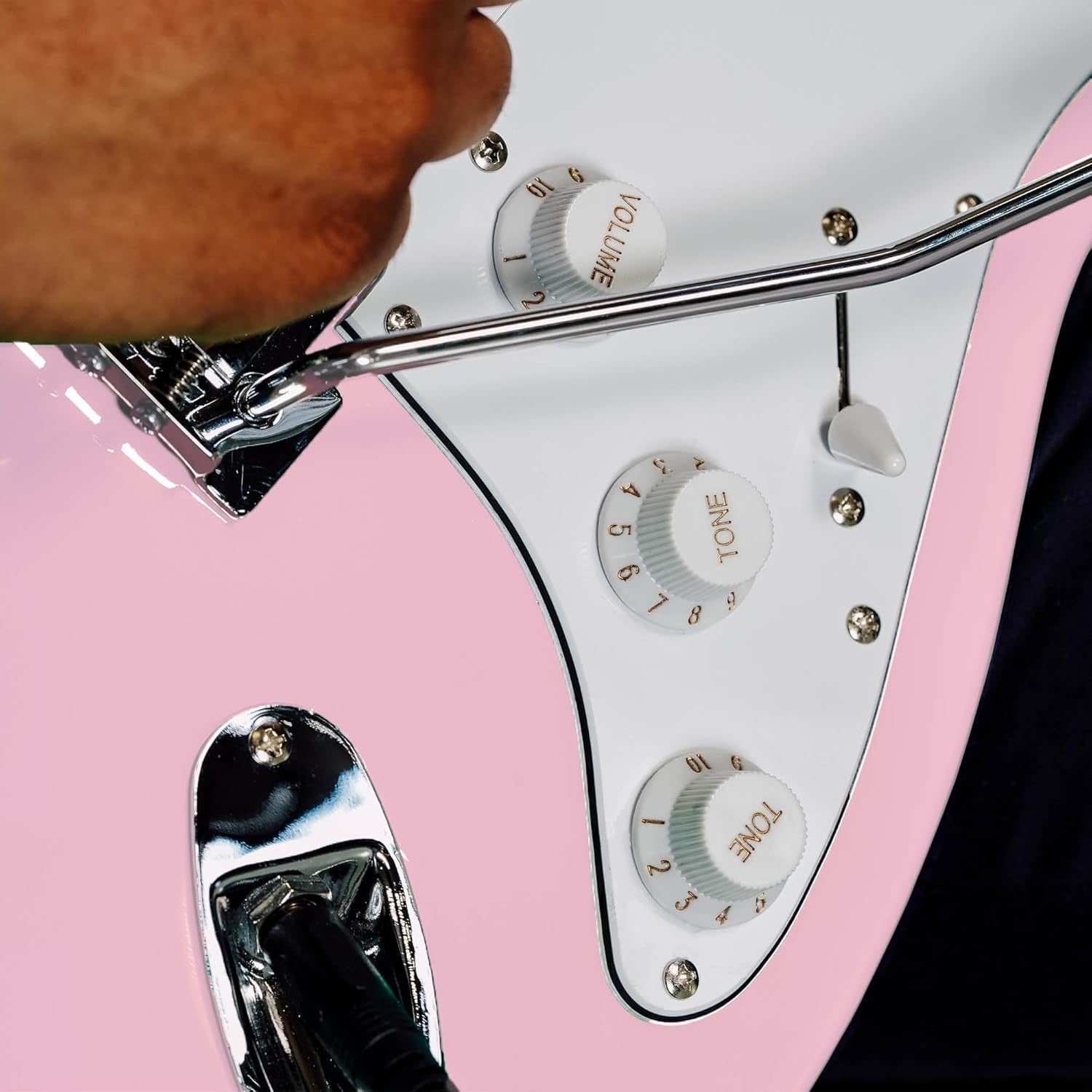 Full Size 4/4 Electric Guitar Starter Kit Pink with Amp