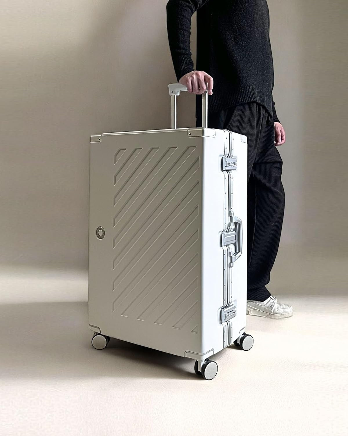 Large Zipperless Polycarbonate Suitcase Dual TSA Locks Spinner Wheels White