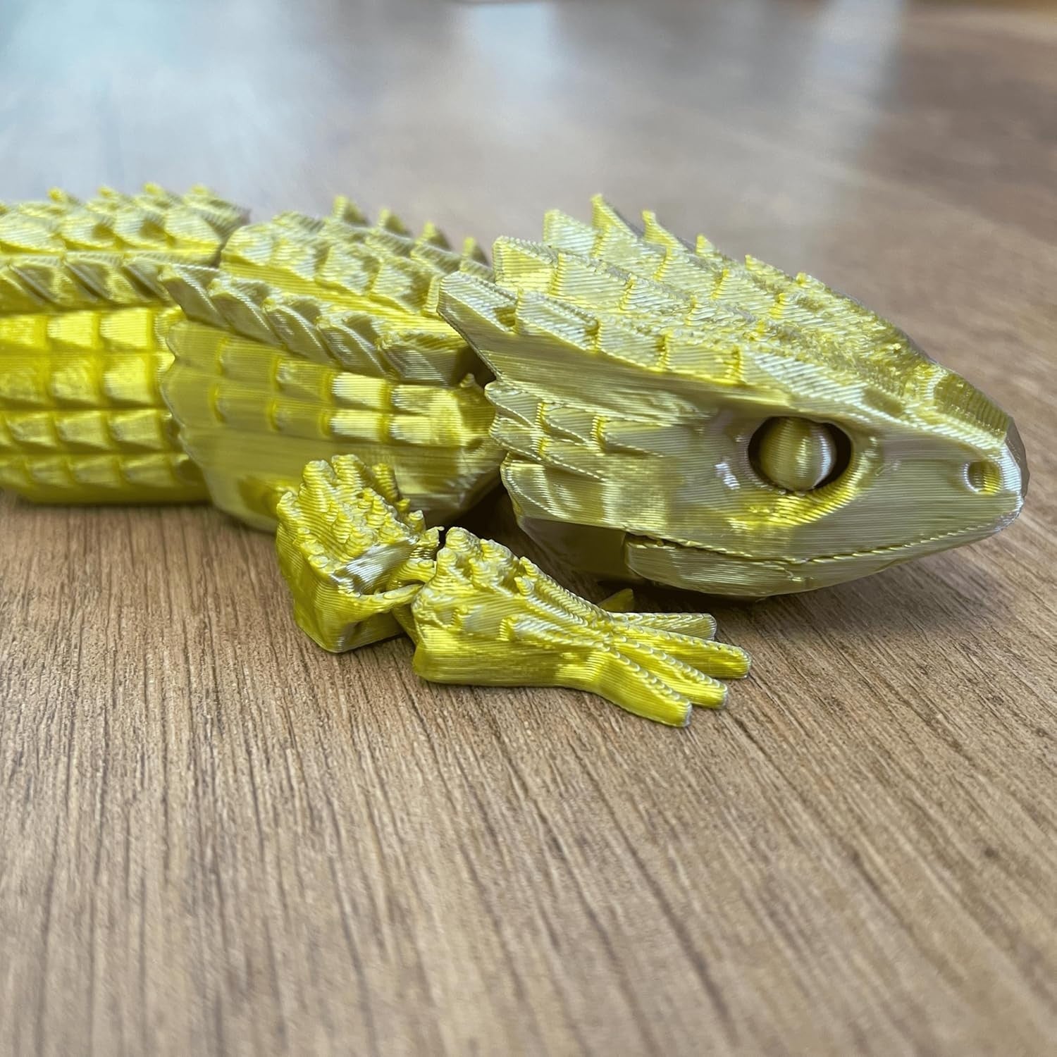 Golden Lizard Fidget Articulated Colour Changing Sensory Toy