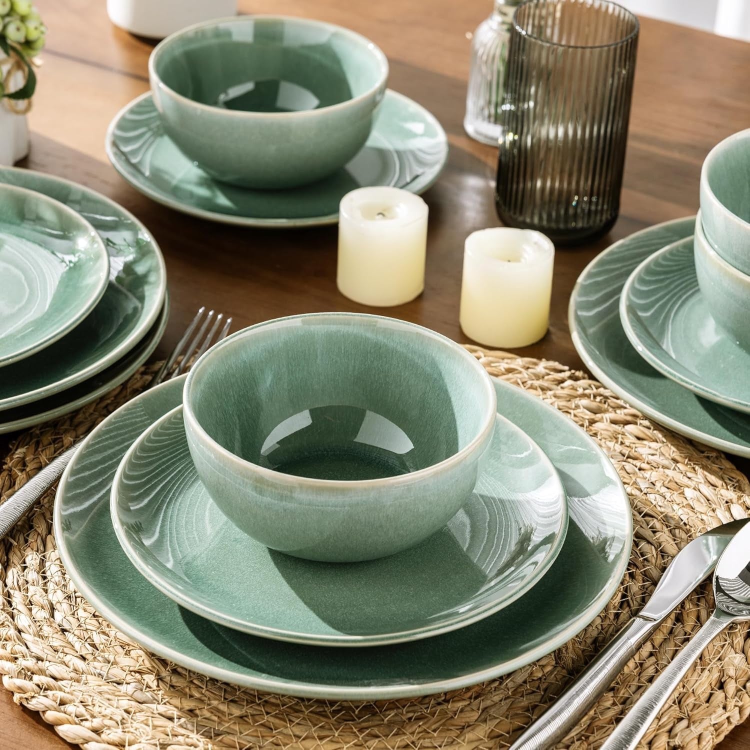 24 Piece Stoneware Dinner Set Plates Bowls Reactive Glaze Dishwasher Safe