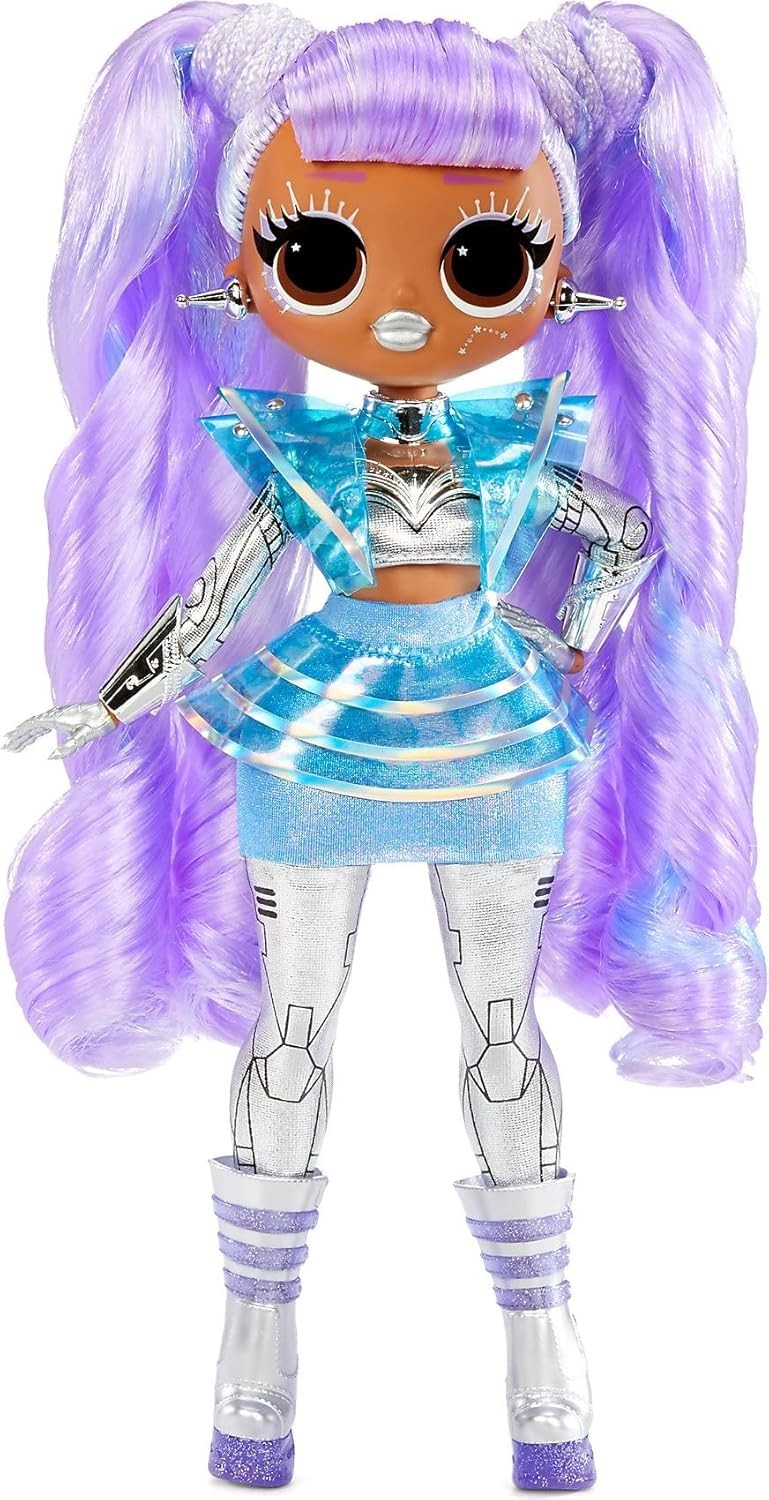 Movie Magic Fashion Doll Gamma Babe 25 Surprises Theater Playset