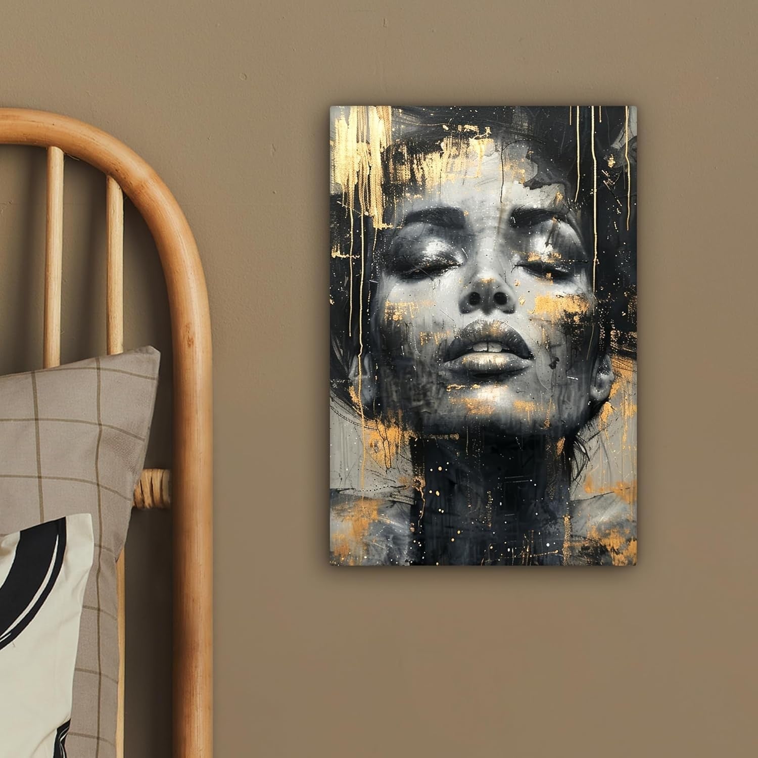 Abstract Woman Canvas Wall Art 20x30cm Gold Glamour Framed Print