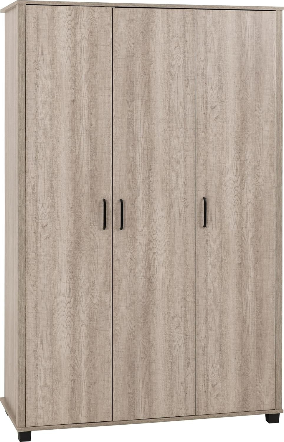 3 Door Light Oak Wardrobe with Adjustable Shelves & Spacious Storage