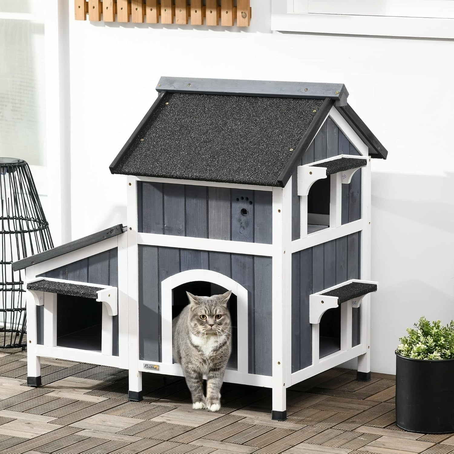 Large Wooden Outdoor Cat House with Flower Pot, Water-Resistant Roof & Multiple