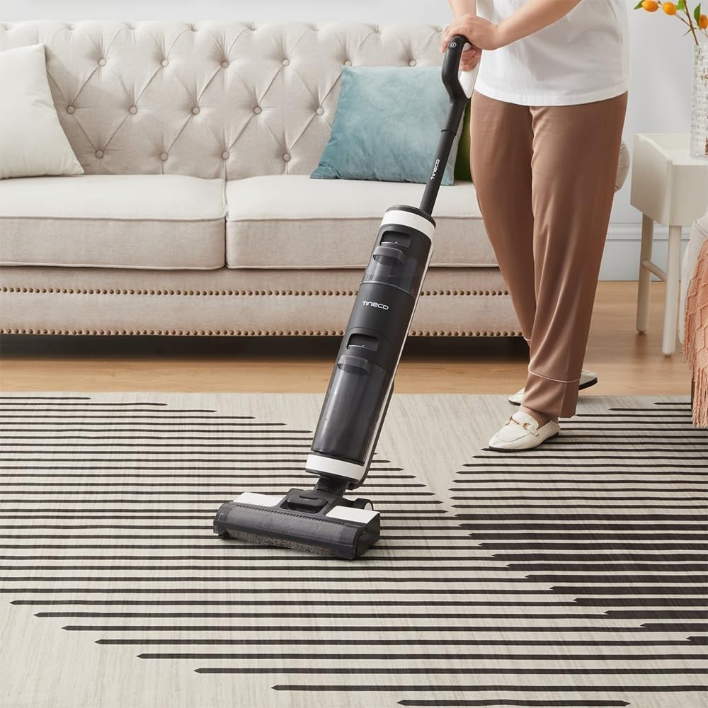 Modern Black White Geometric Rug Soft Non-Shedding Indoor Carpet 120x170cm