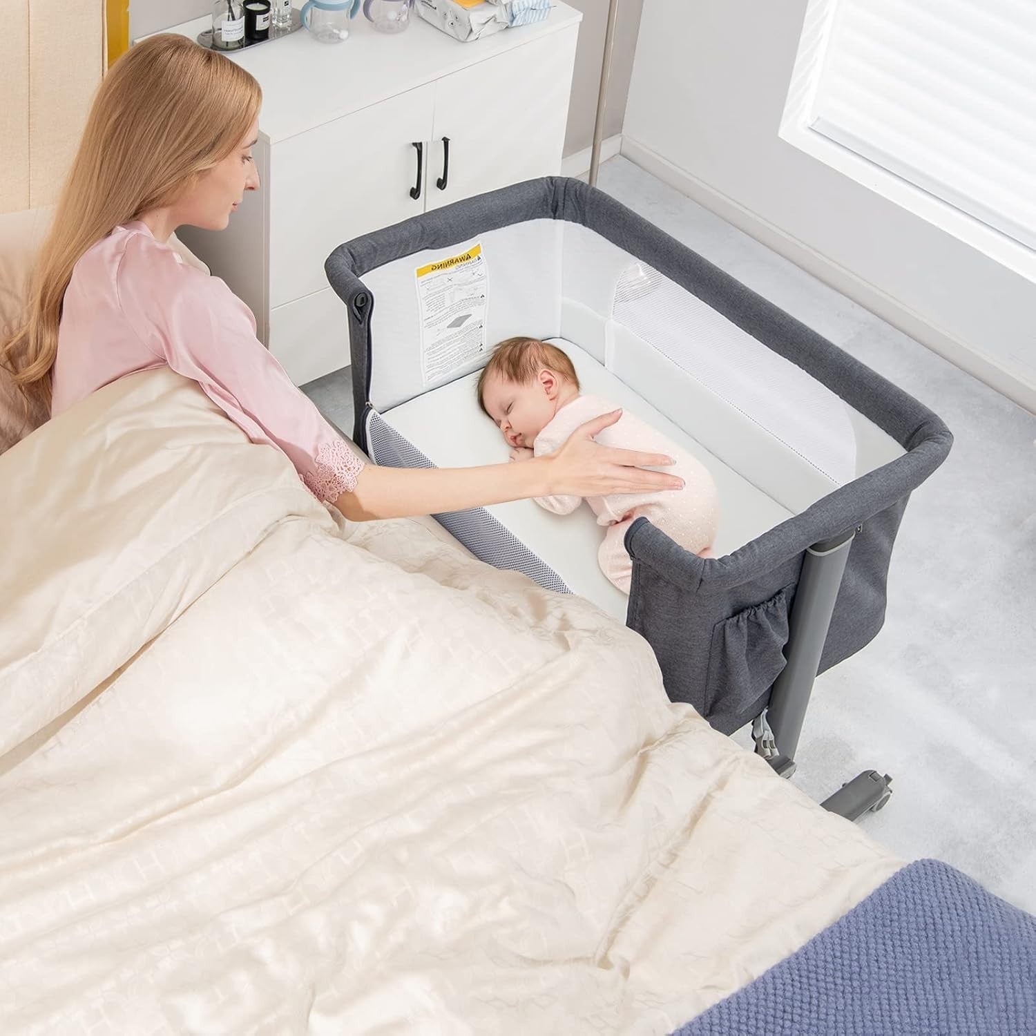 3in1 Baby Bassinet Bedside Crib Co-Sleeper Cot with Mattress & Wheels Grey