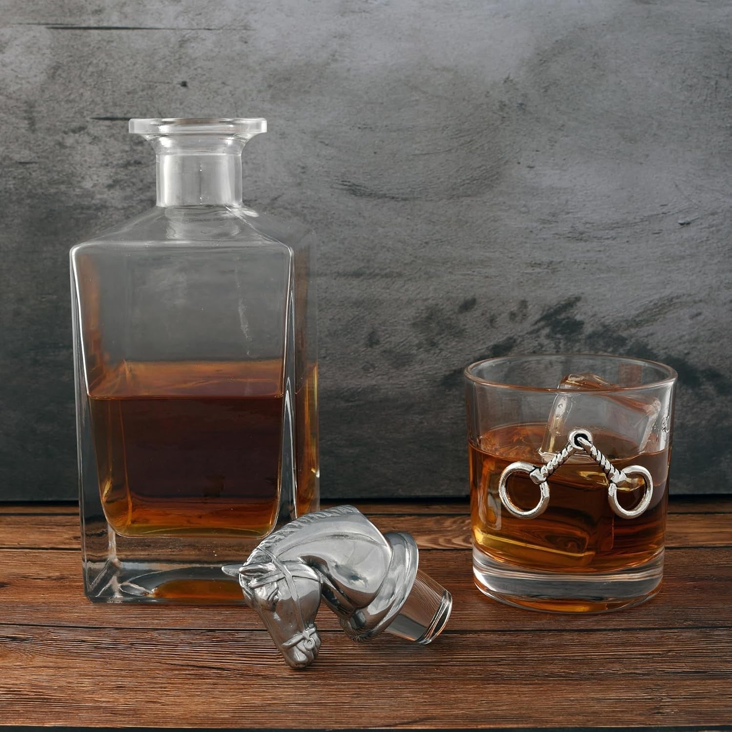Luxury Equestrian Decanter Set 750ml with Whiskey Bit Glasses | Premium Bar Gift