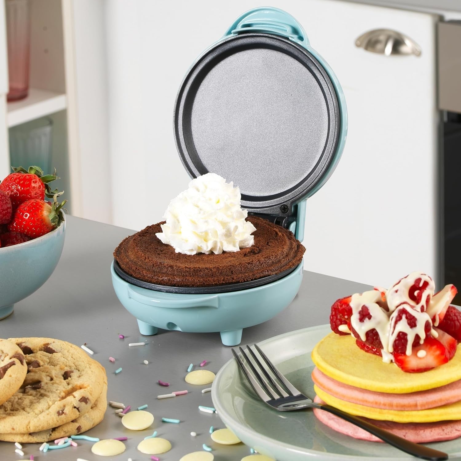 Mini Snack Maker 550W Non-Stick Compact Pancake & Cookie Maker Quick Breakfast