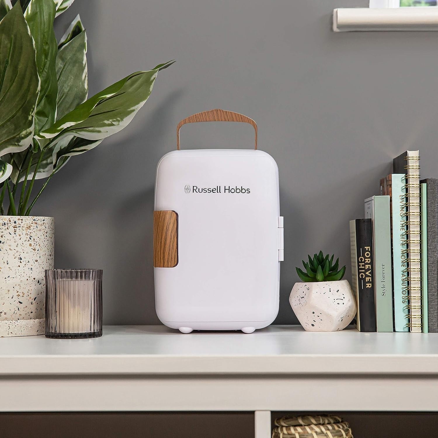 Portable 4L Mini Cooler & Warmer Scandi Style for Office Bedroom Car White