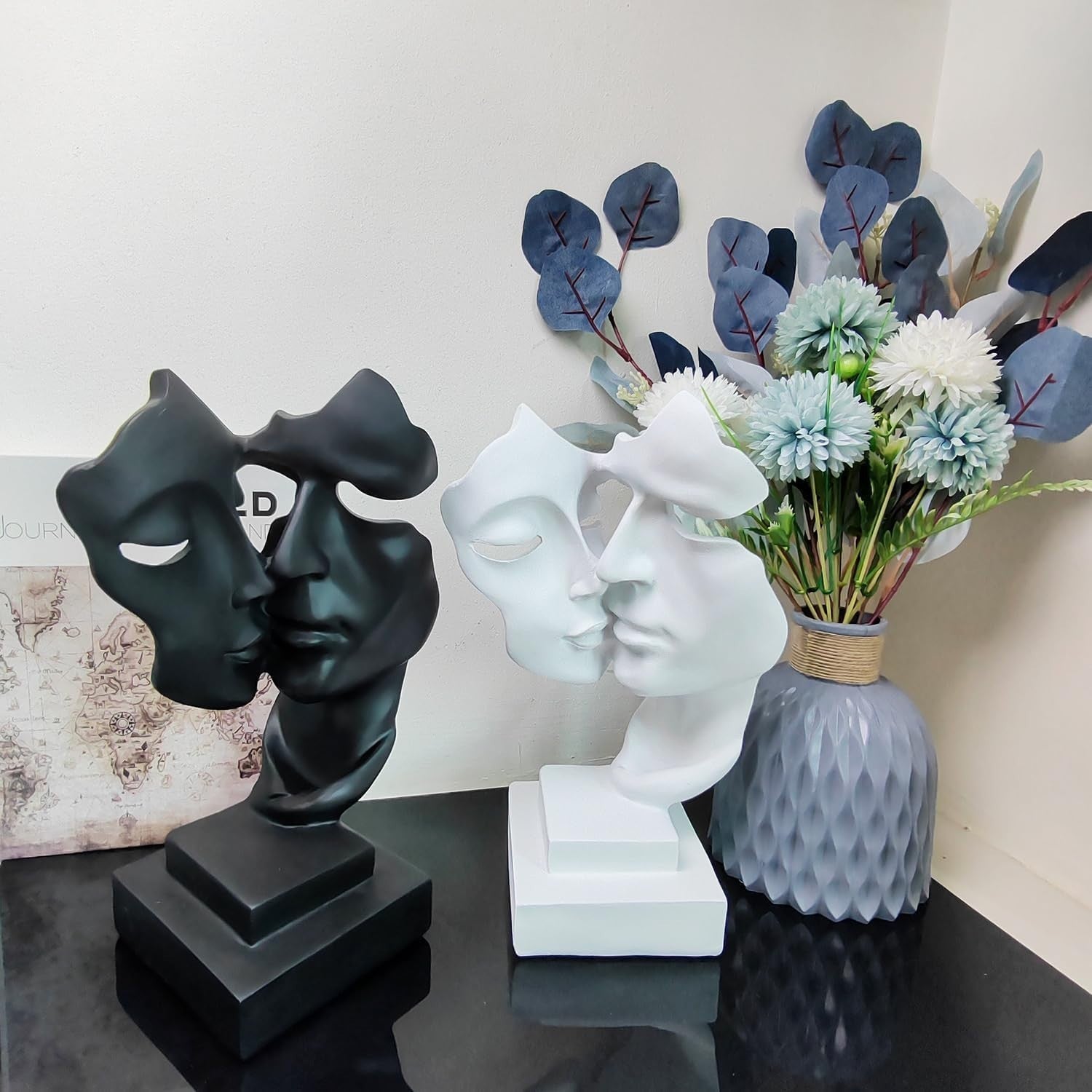 Luxury Abstract Couple Face Sculpture Ornament • Modern Resin Art Decor • Black