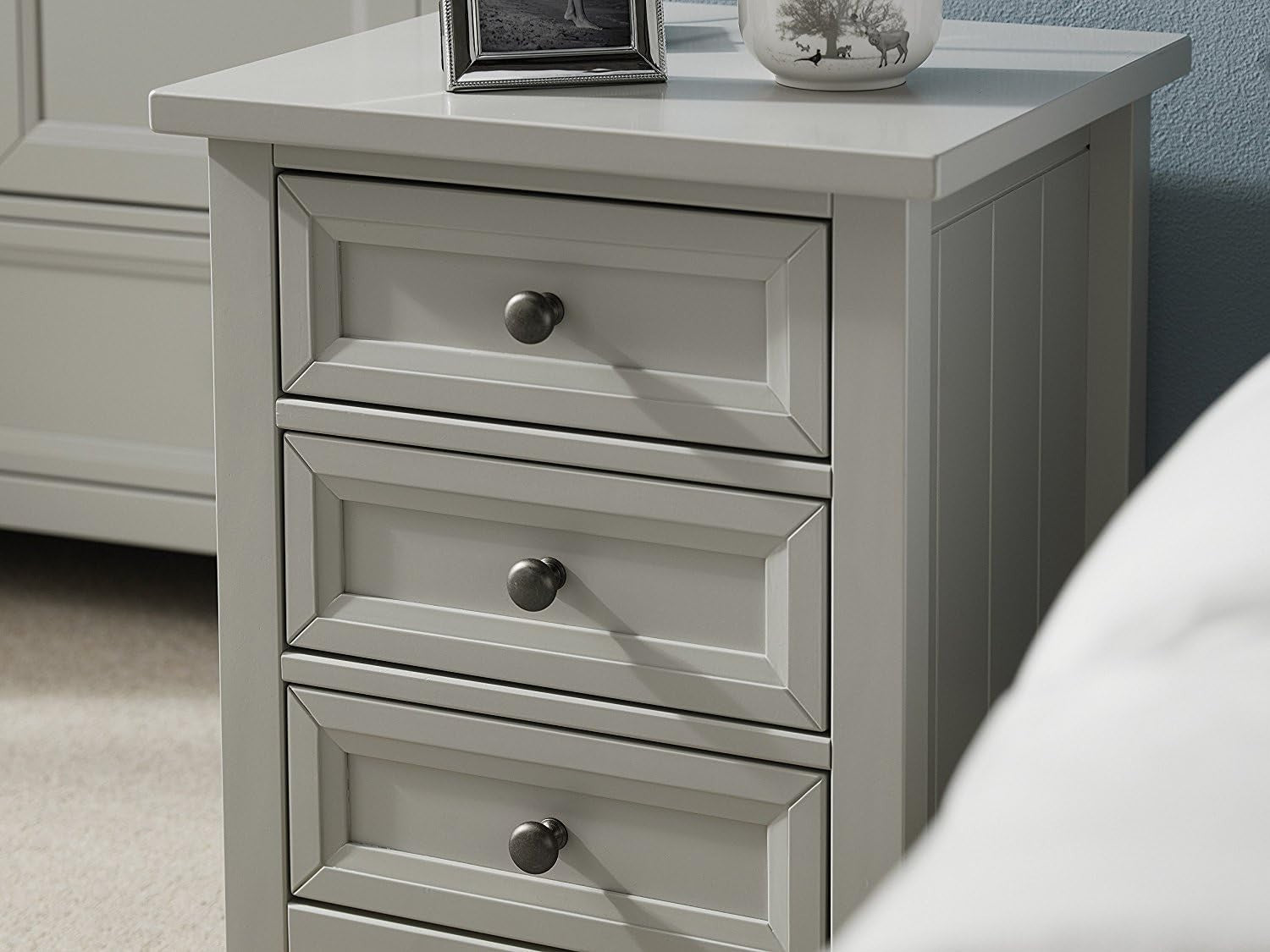 Grey 3 Drawer Bedside Table, Modern Wooden Nightstand with Storage Drawers