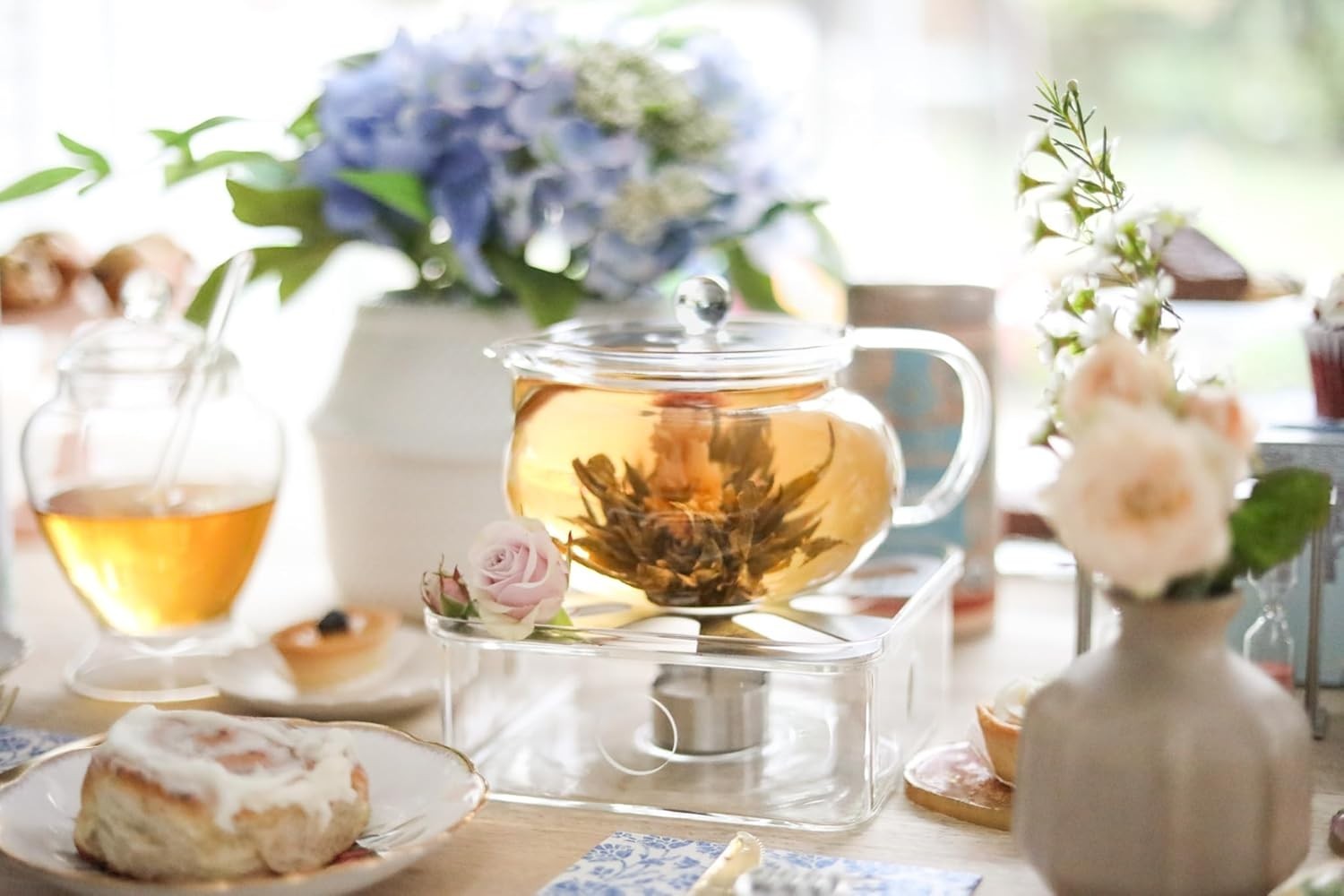 Glass Teapot with Stainless Infuser 24oz Stovetop Microwave Safe