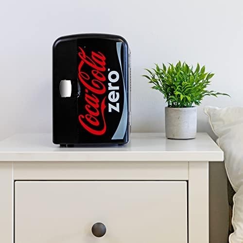 4L Mini Fridge Black Red Portable Cooler and Warmer Tabletop