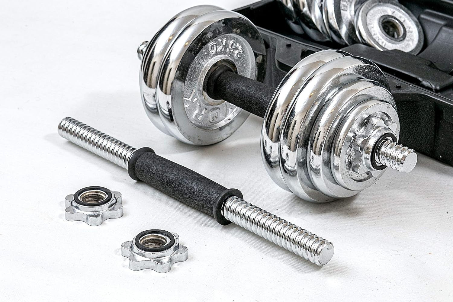 30KG Adjustable Chrome Dumbbell Set Spinlock Hand Weights Case Home Gym