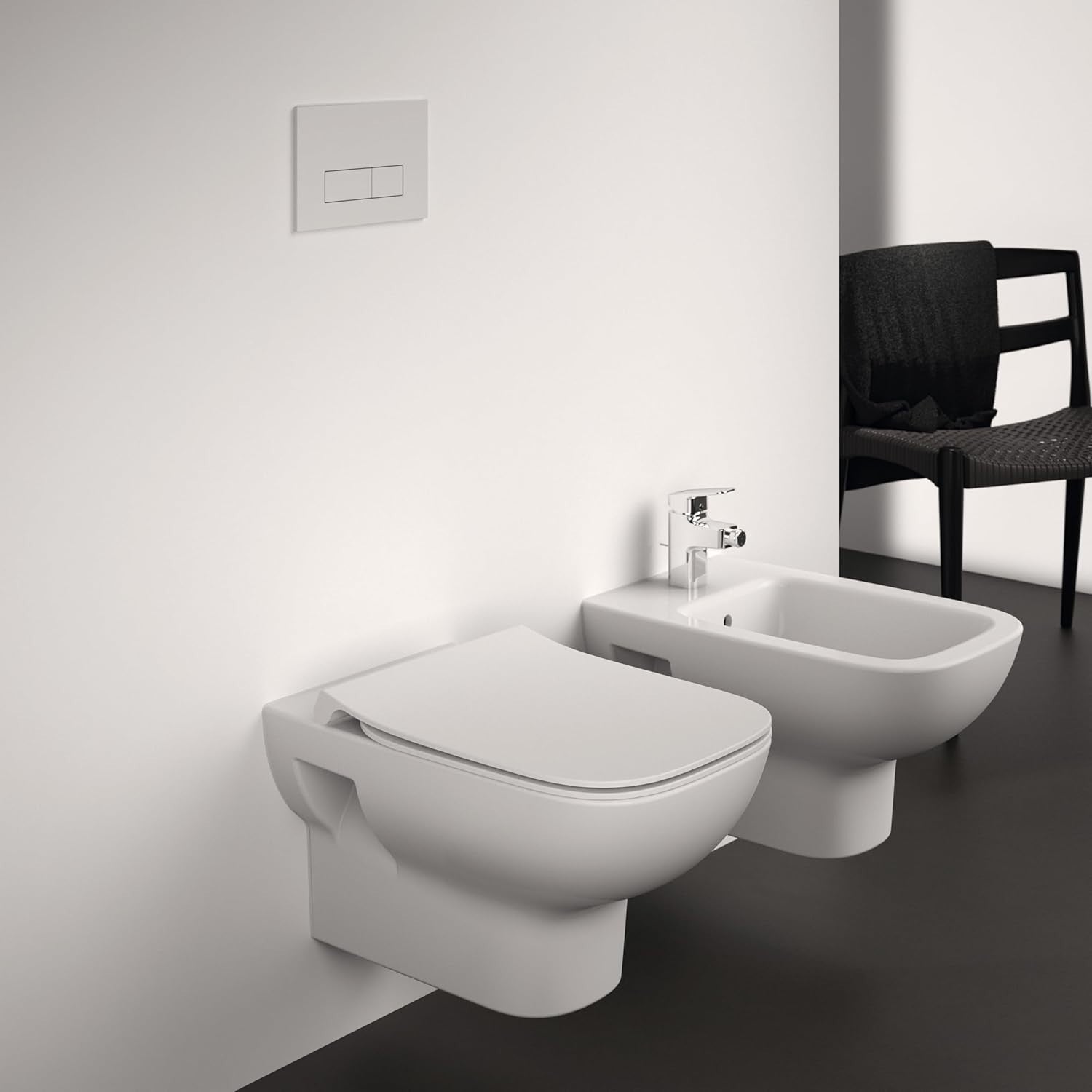 Ideal Standard i.life B WC Toilet Seat White Sandwich Soft Close Duroplast