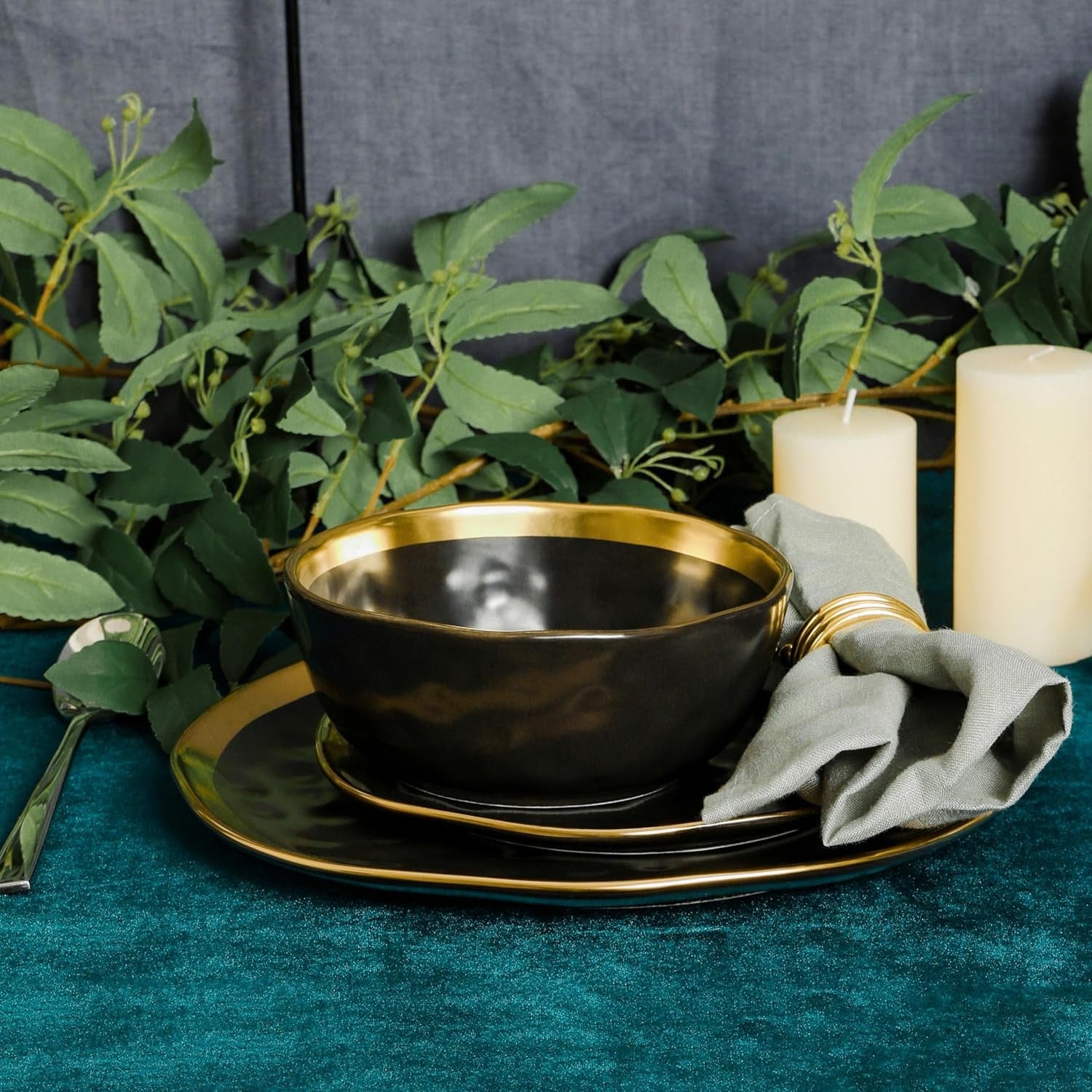 Black Gold Rim Dinnerware Set 16 Piece Porcelain Plates Bowls Service for 4