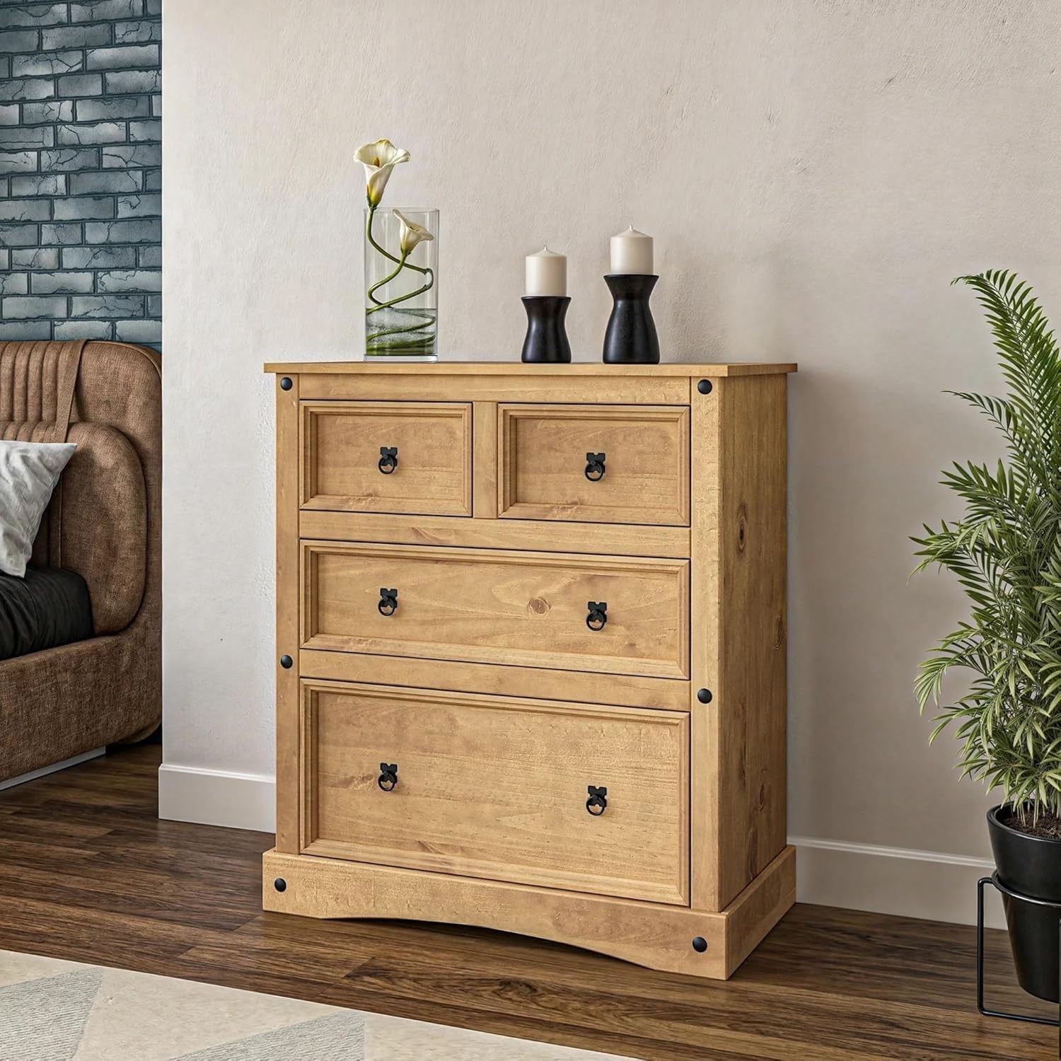 Solid Pine Wood Chest of Drawers 4-Drawer Storage Cabinet Rustic Bedroom