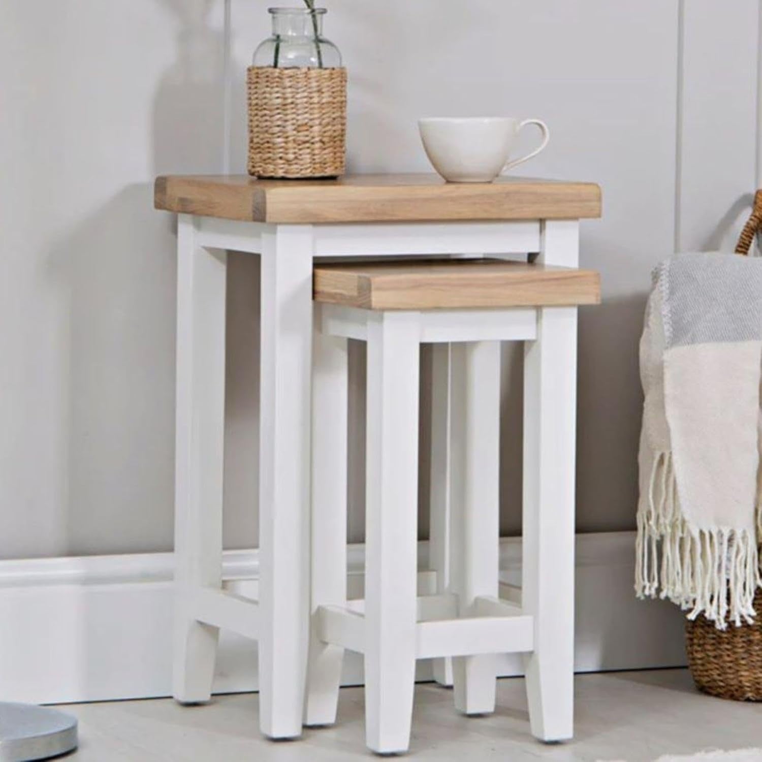Nest of 2 Side Tables White Wood Square Oak Veneer Top Living Room End Coffee