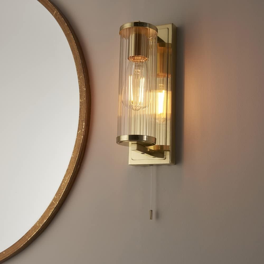 Satin Brass Bathroom Wall Light IP44 Ribbed Glass E27 Fixture Pull Switch