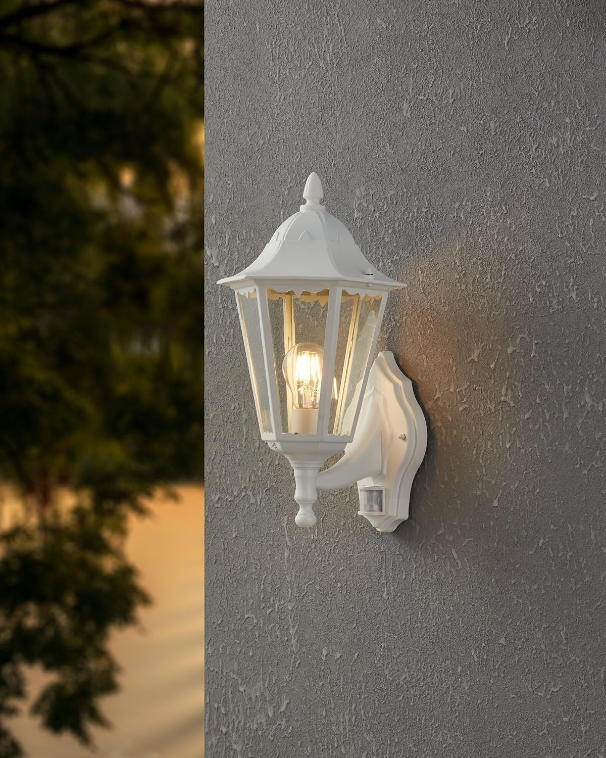 Outdoor Wall Light White Cast Aluminium Motion Sensor