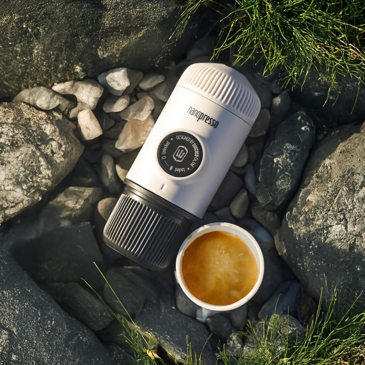 Portable Manual Espresso Maker with Case | High-Pressure Travel Coffee White