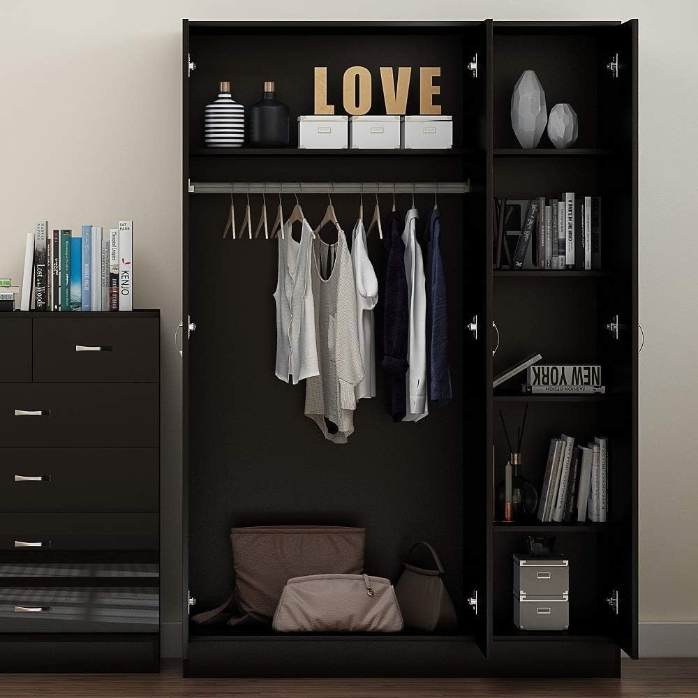 Black Gloss 3-Door Mirrored Wardrobe with Hanging Rails & Adjustable Shelves