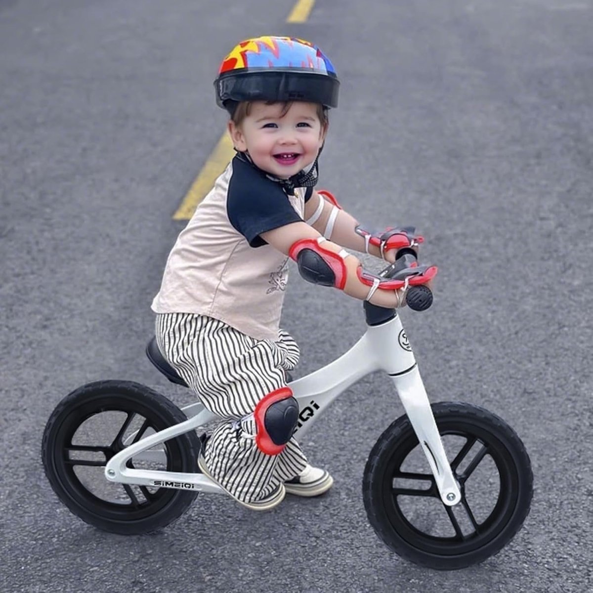 12 Inch Kids Balance Bike Adjustable Seat EVA Tires No Pedal Age 2-5 - Kwikley
