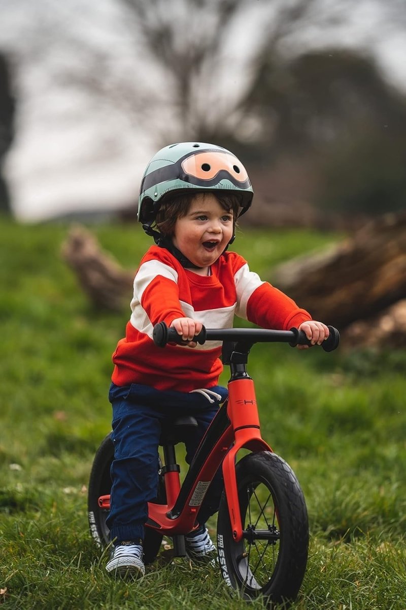 12in Kids Balance Bike Lightweight Magnesium Push Bike Air Tyres Red - Kwikley