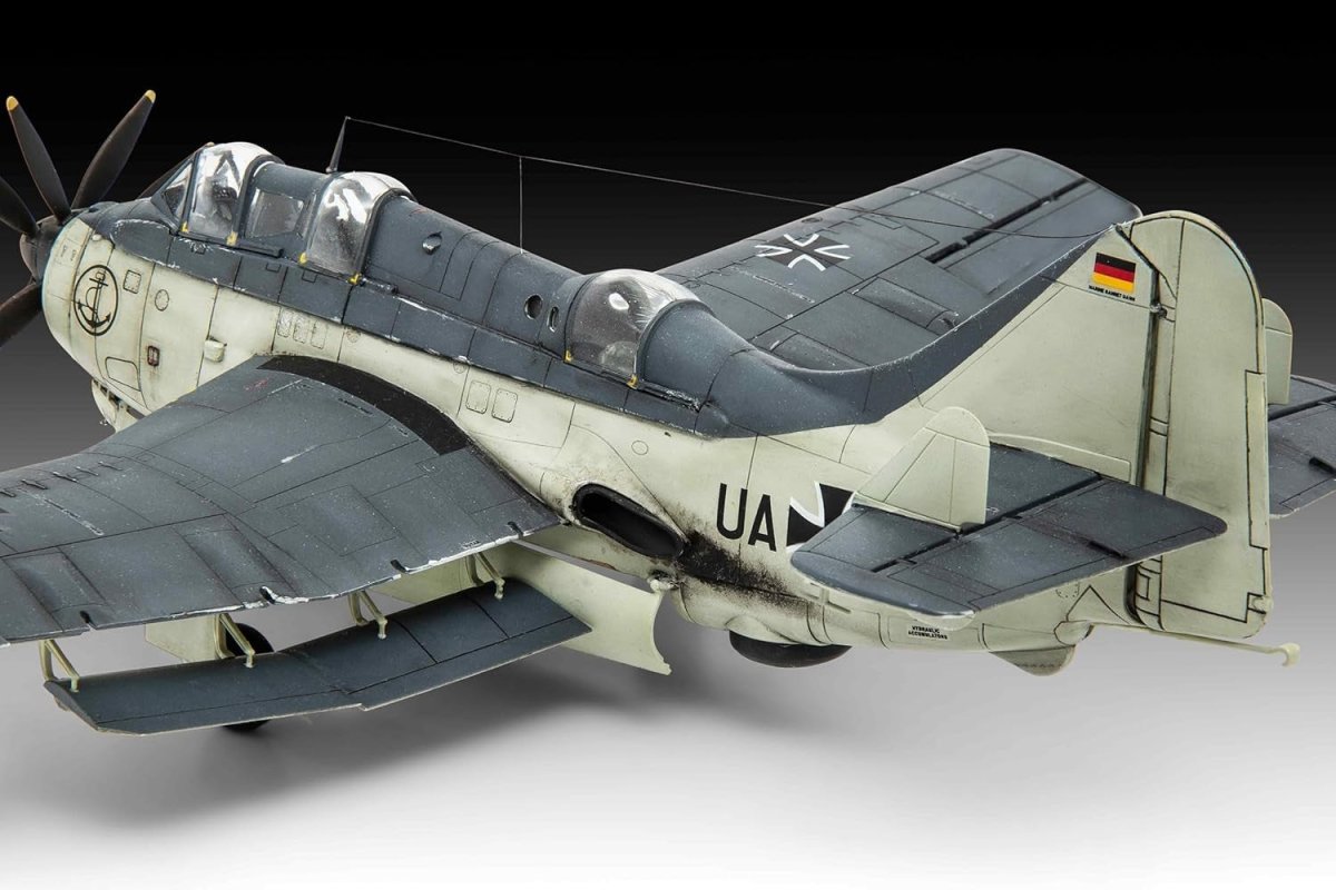 1:72 Scale Plastic Fairey Gannet Military Model Kit – Detailed, Unpainted DIY - Kwikley