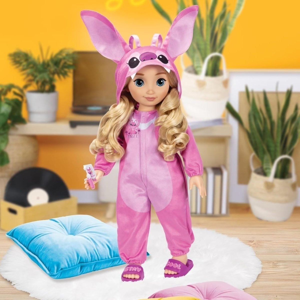 18 Inch Sleepover Fashion Doll Soft Body Poseable w Accessories - Kwikley