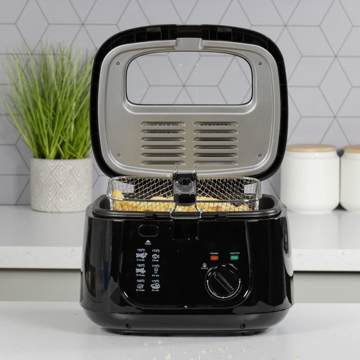 2.5L Deep Fat Fryer 1800W Adjustable Temp Large Viewing Window - Kwikley