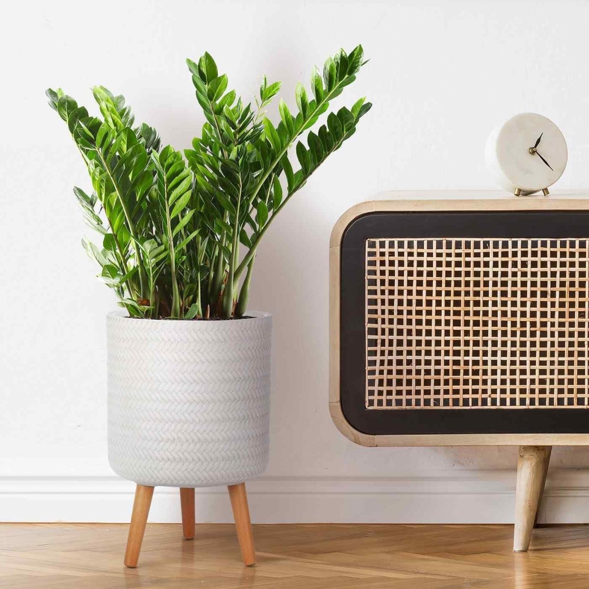 26cm Indoor Plant Pot with Legs Large Modern Planter Cover 15L - Kwikley