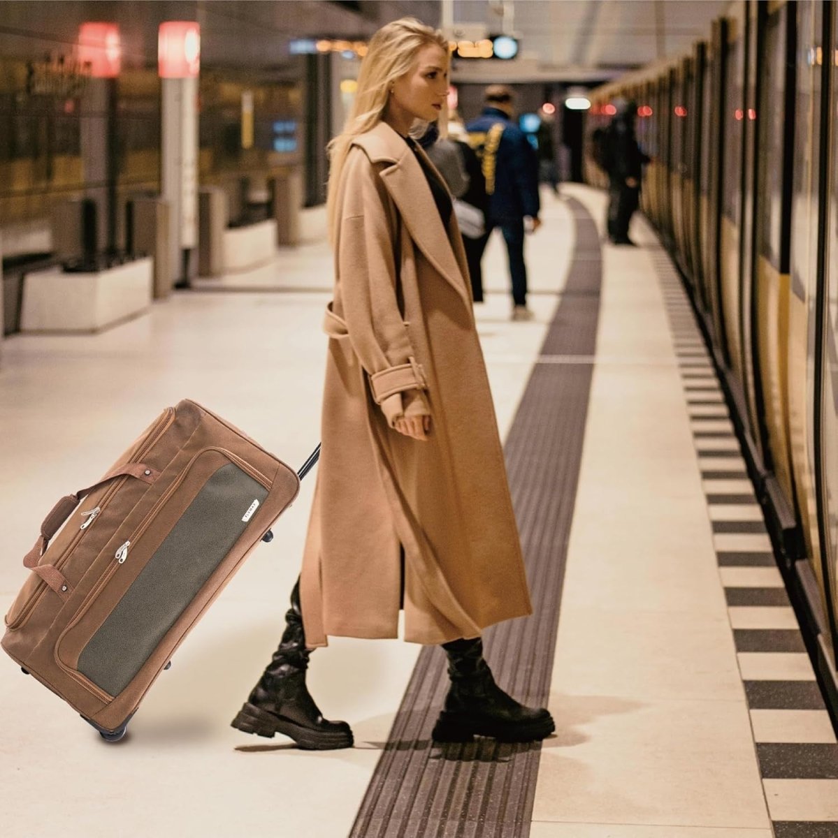 30 Inch Large Suitcase 100L Lightweight Faux Leather Travel Trolley Wheels - Kwikley