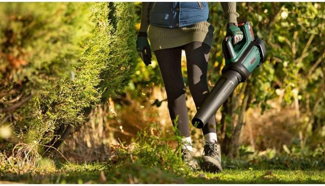 36V Cordless Leaf Blower High Power Lightweight Garden Cleaner Tool - Kwikley