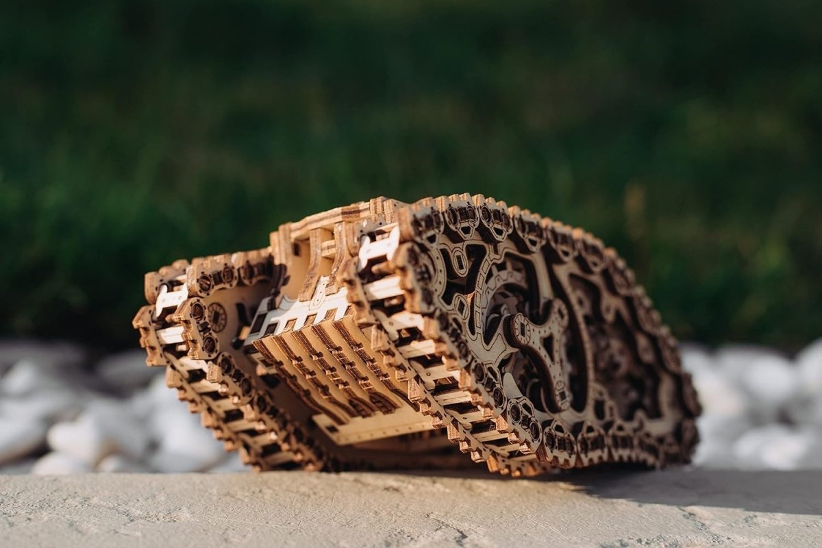 3D Wooden Steam Tank Puzzle Mechanical Model Kit Spring Powered 381PCS - Kwikley