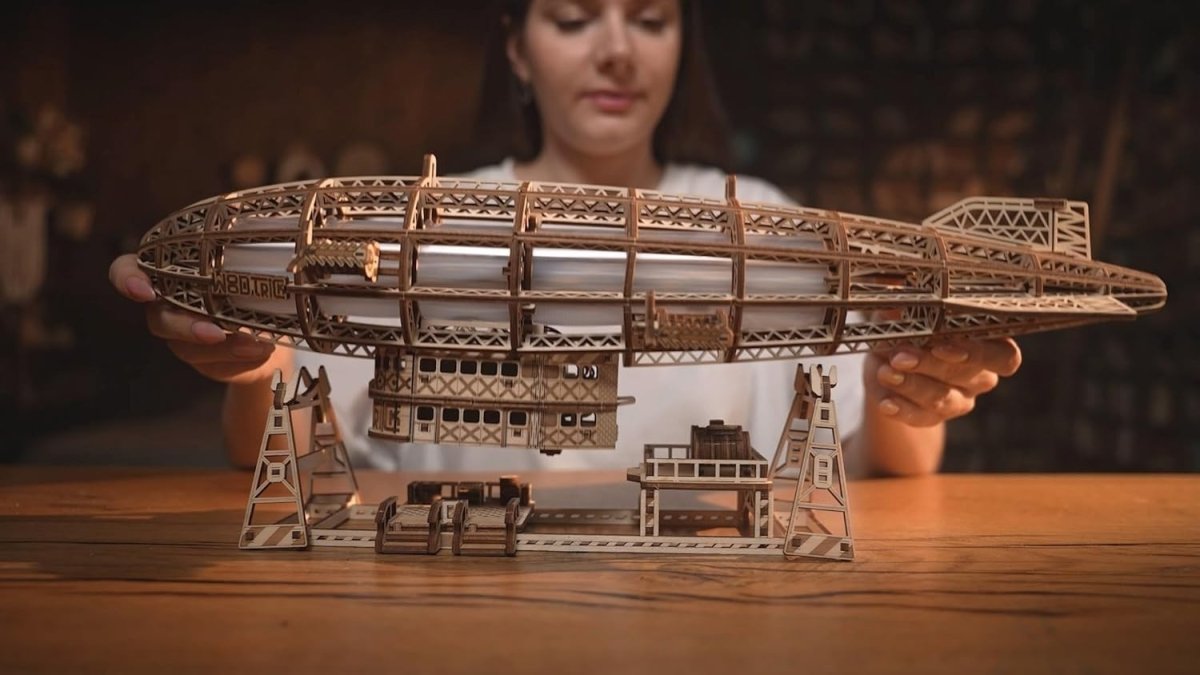 3D Wooden Zeppelin Puzzle LED Airship Model Kit DIY Lamp 487PCS Adult - Kwikley