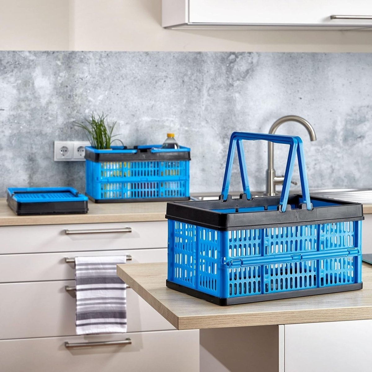 3x 16L Collapsible Storage Crates 39x26x6cm Stackable Blue - Kwikley