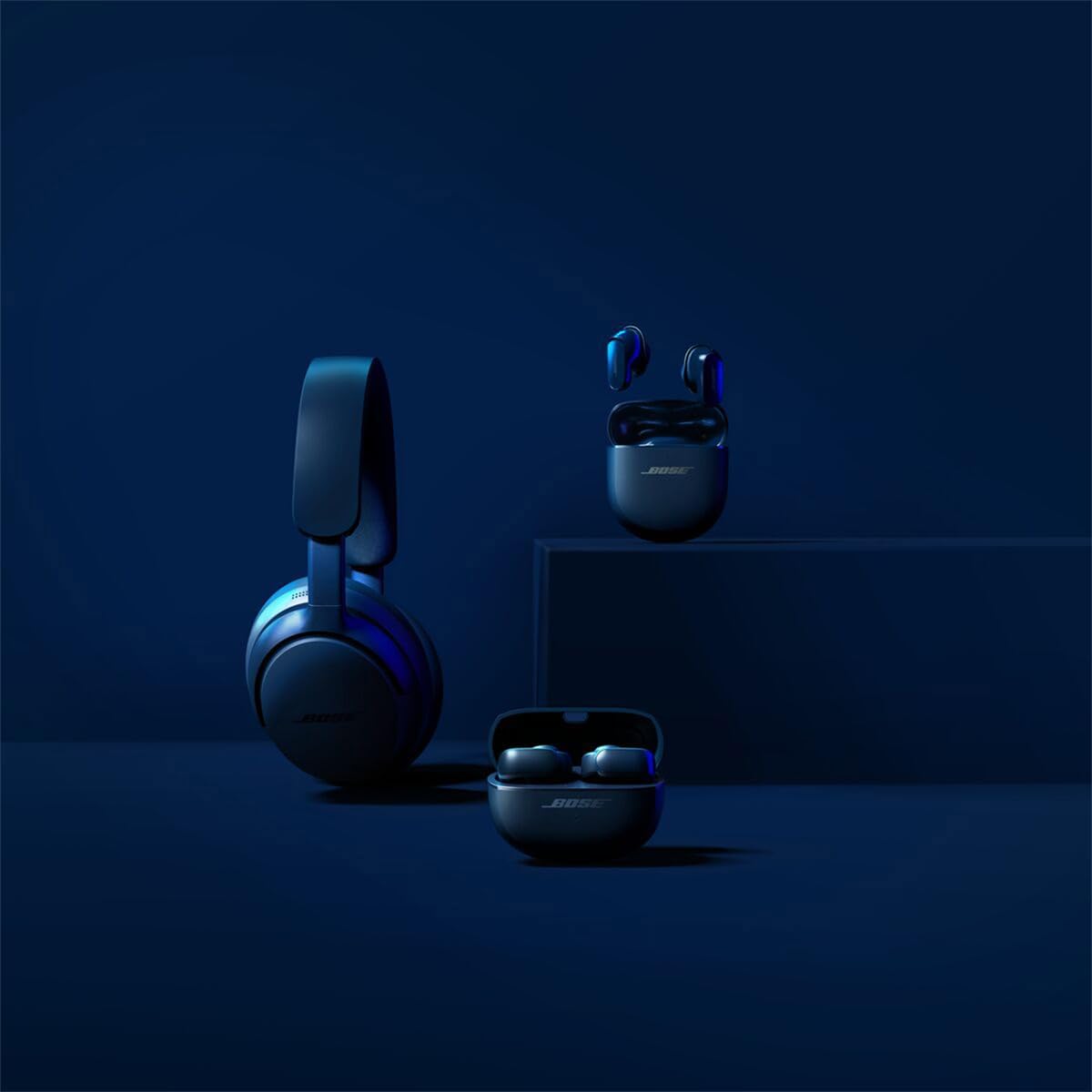Wireless Noise Cancelling Over Ear Headphones Spatial Audio 24Hr Blue