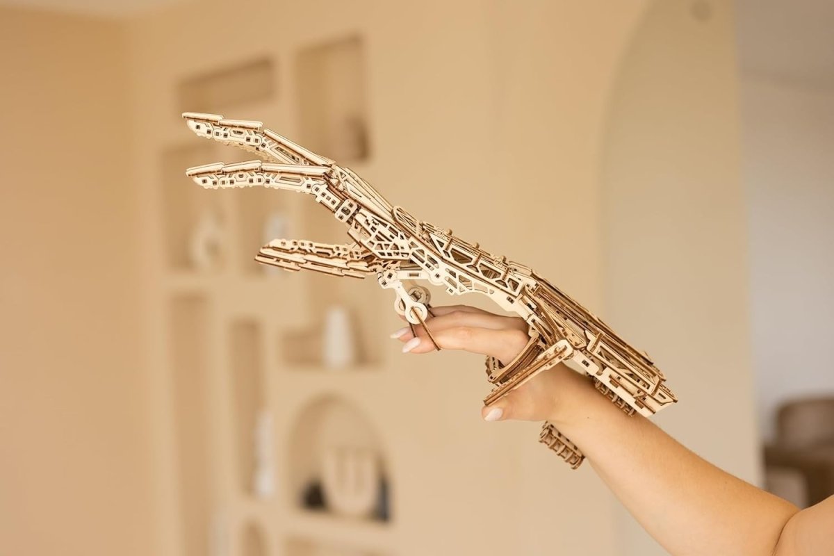 586pc Robotic Hand 3D Wooden Puzzle Mechanical DIY Engineering Model - Kwikley