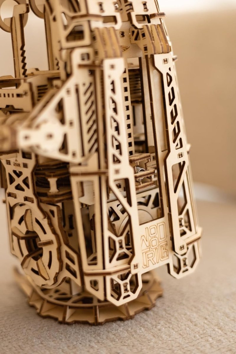 586pc Robotic Hand 3D Wooden Puzzle Mechanical DIY Engineering Model - Kwikley