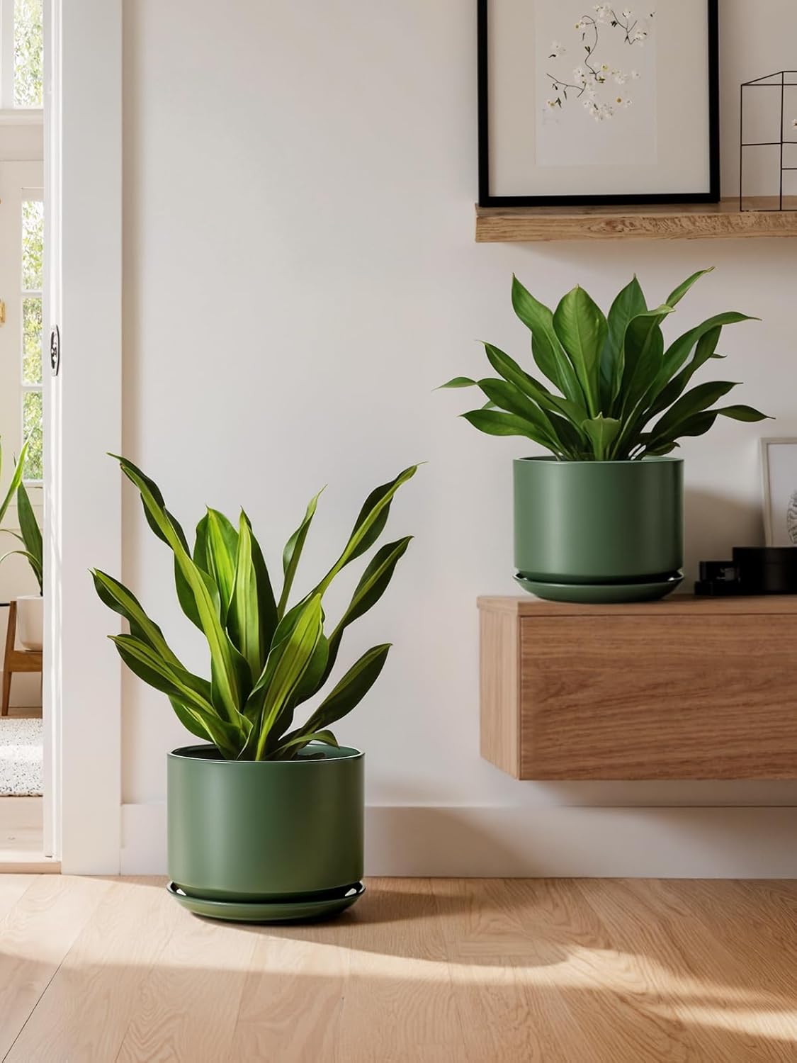 25cm Modern Green Ceramic Plant Pot with Saucer
