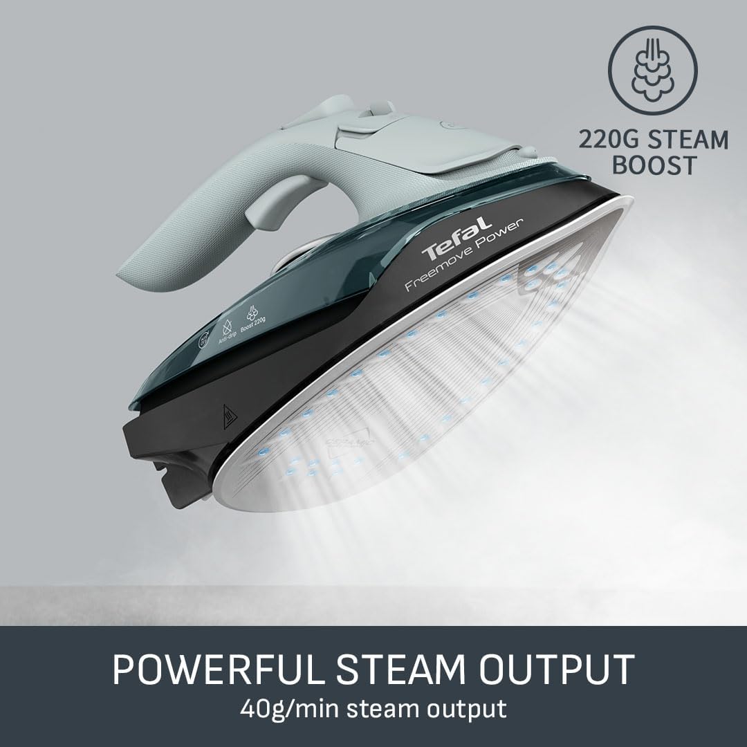 Cordless Steam Iron 2600W 220g Steam Boost Ceramic Soleplate Auto Off