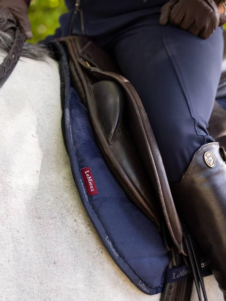 Navy Large GP Work Pad with High Wither Profile